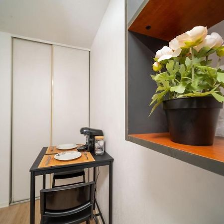 مارسيليا Appartement Tout Equipe A 5 Min De La Gare St Charles المظهر الخارجي الصورة